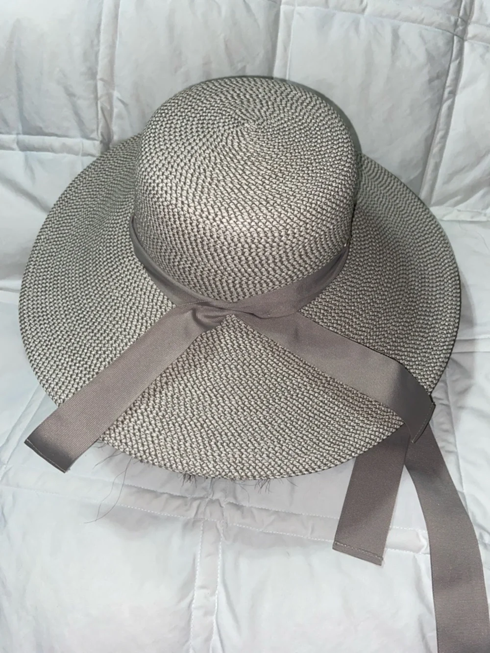 RARE Like new Eric Javits Artista Straw Hat - white taupe - Picture 7 of 15